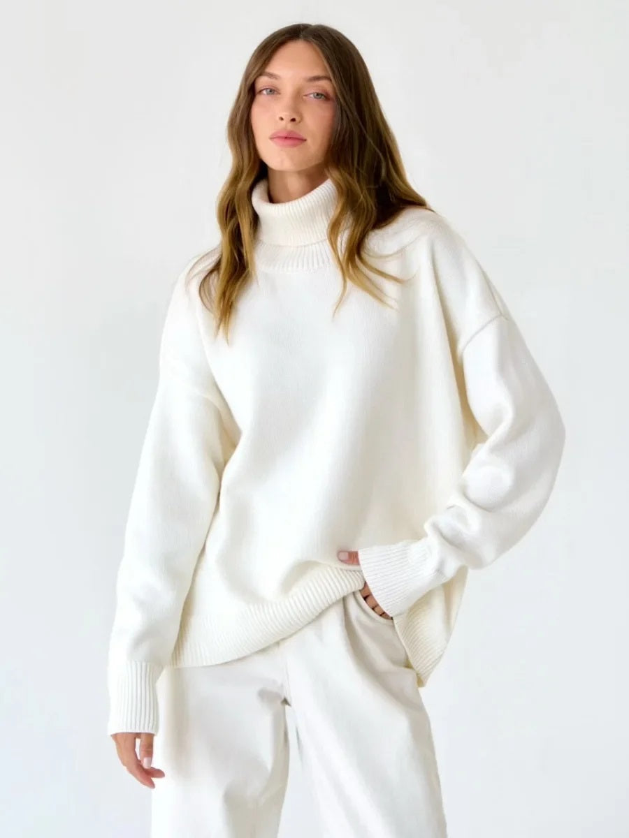 Elise Oversized Turtleneck Sweater for Women – Soft and Warm Knit Sweater with Timeless Style