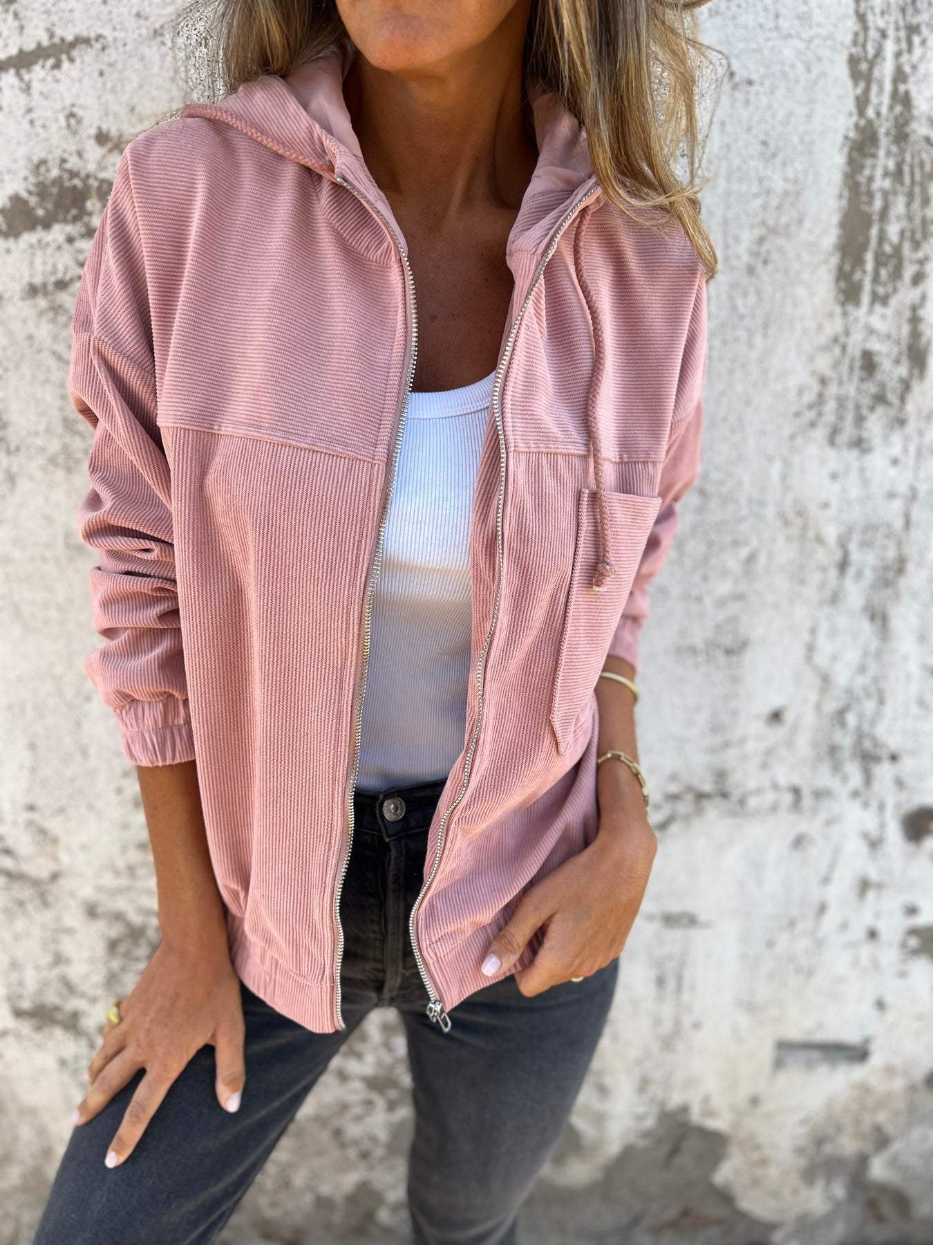 Sophie Mid-Season Jacket – Corduroy Jacket with Adjustable Hood & Versatile Design