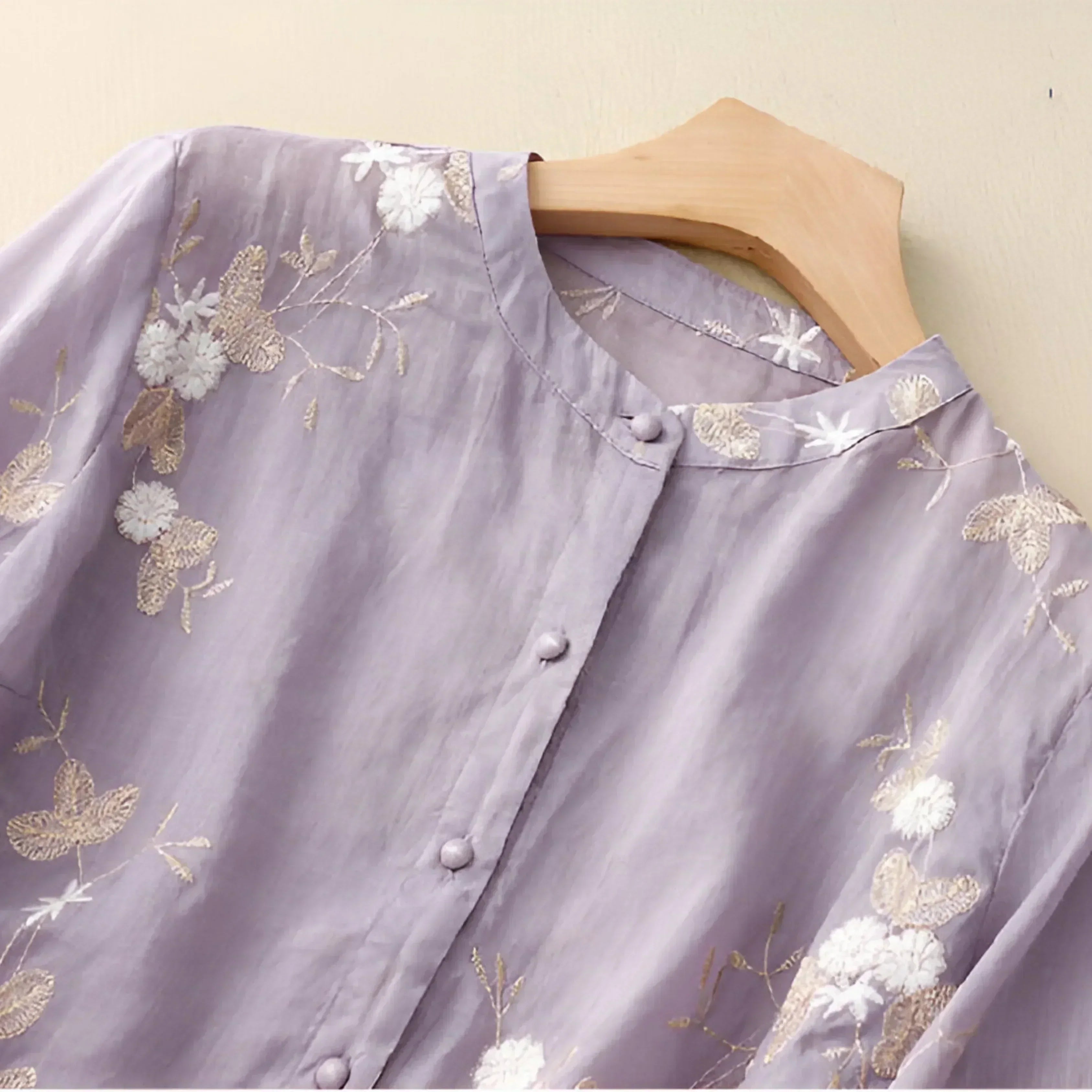 Emily Blouse Femme – Elegant Floral Blouse in Airy Fabric with Classic Cut