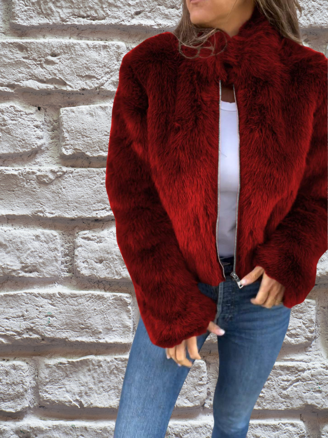 Hiya Short faux fur jacket for women – Chic coat with zipper closure with fur details & warm and comfortable fit
