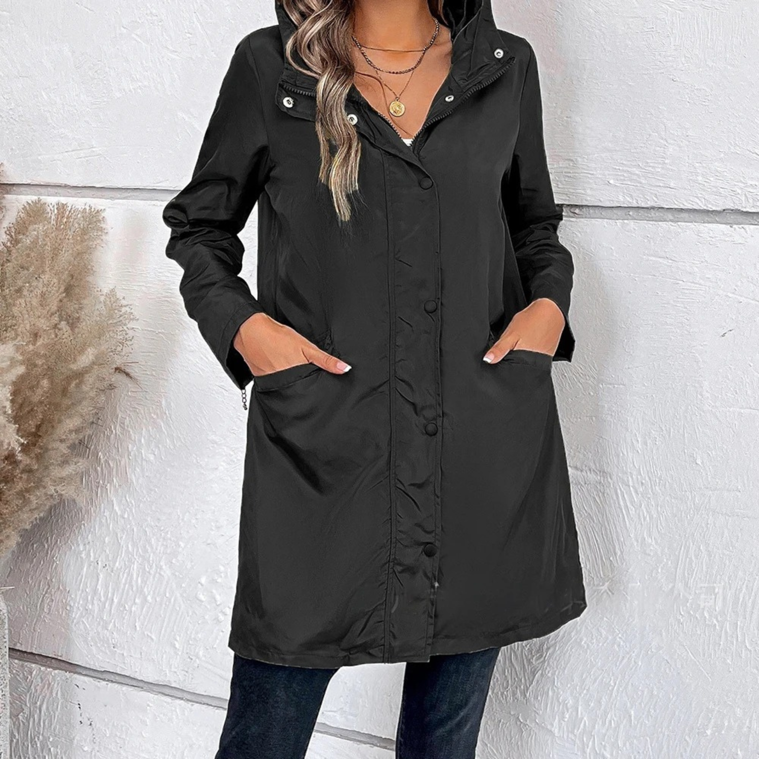 Arya Women's Windbreaker Jacket – Lightweight Waterproof with Hood & Practical Pockets
