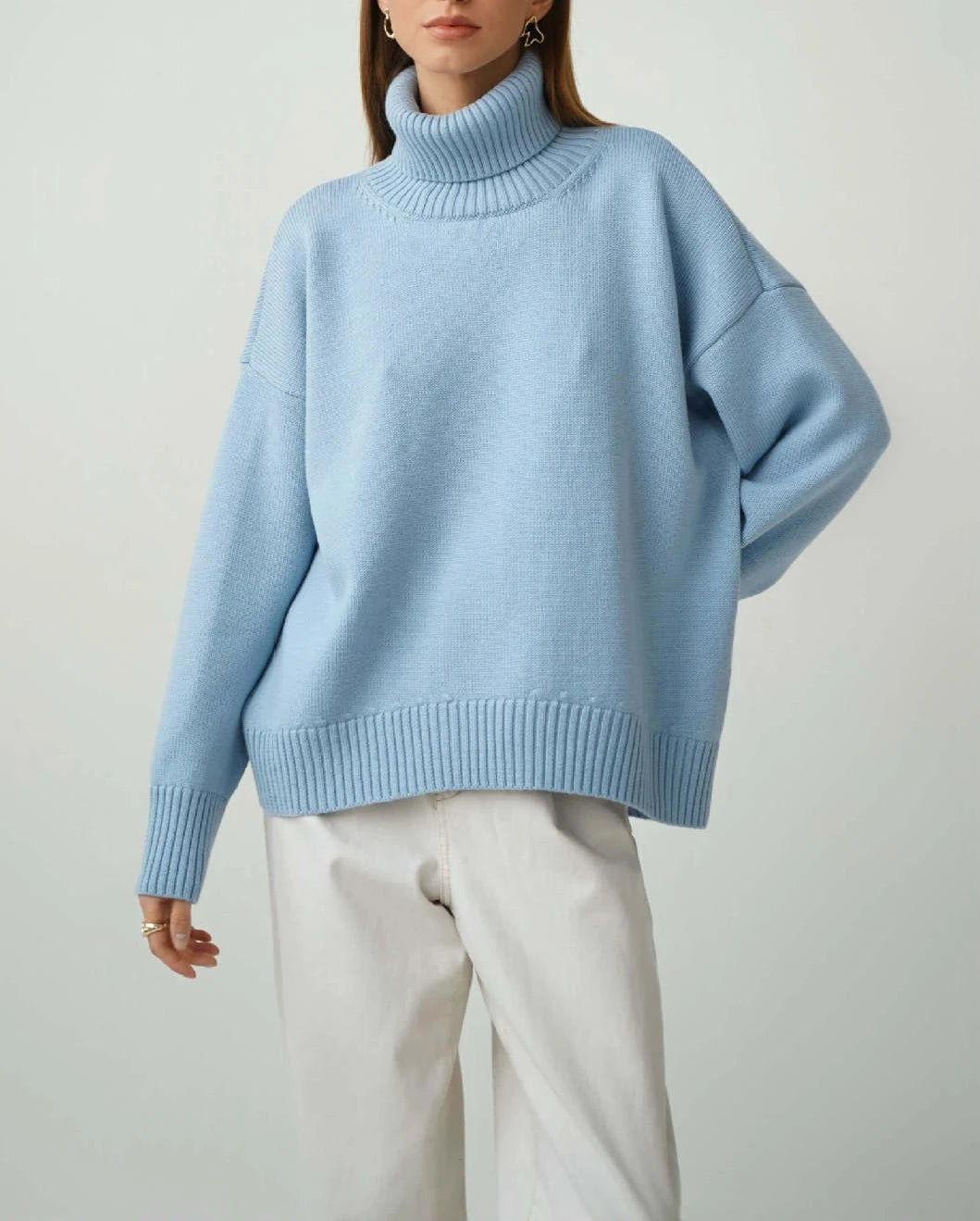Elise Oversized Turtleneck Sweater for Women – Soft and Warm Knit Sweater with Timeless Style