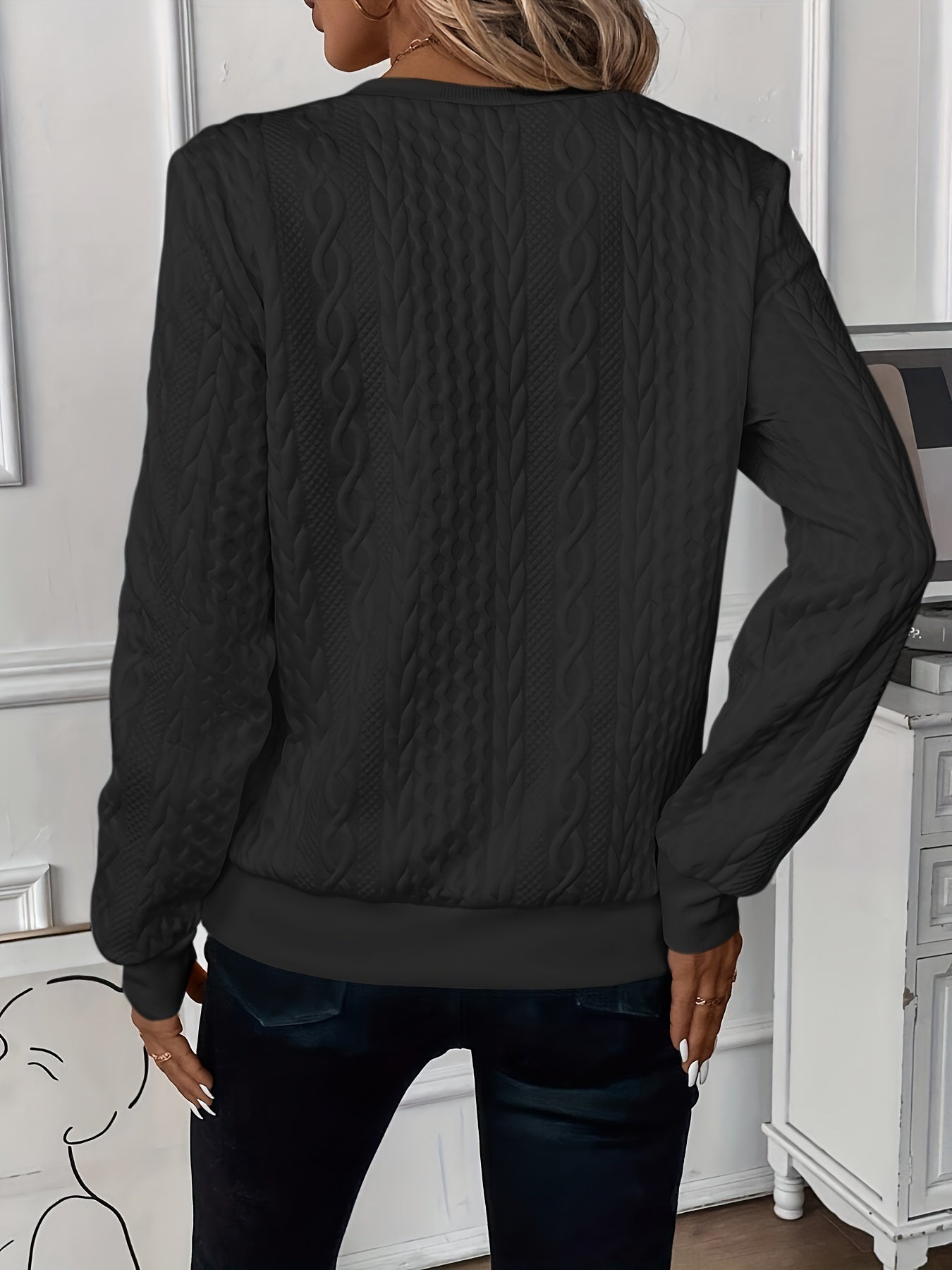 Amora Women's Pullover in Soft Knit – Daily Comfort & Casual Elegance