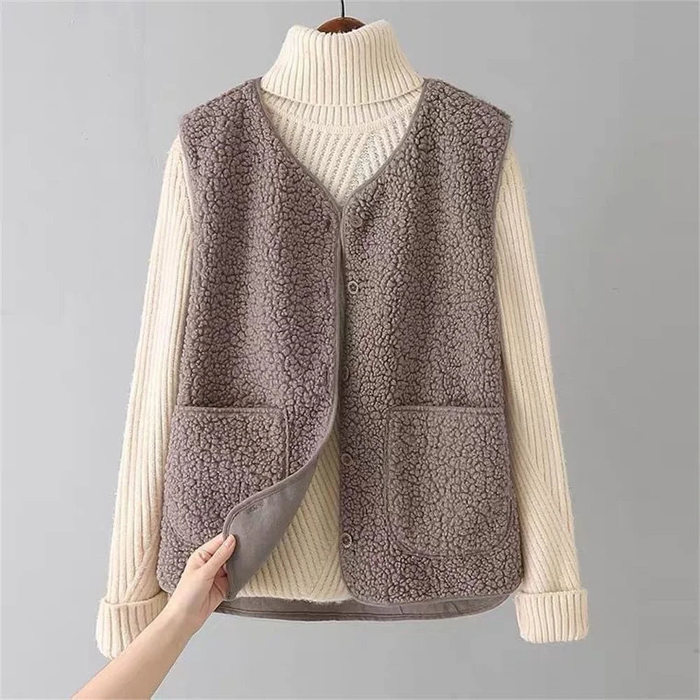 Kate Women's Sleeveless Vest – Sherpa Sheep Wool Effect Warm, Lightweight & Casual