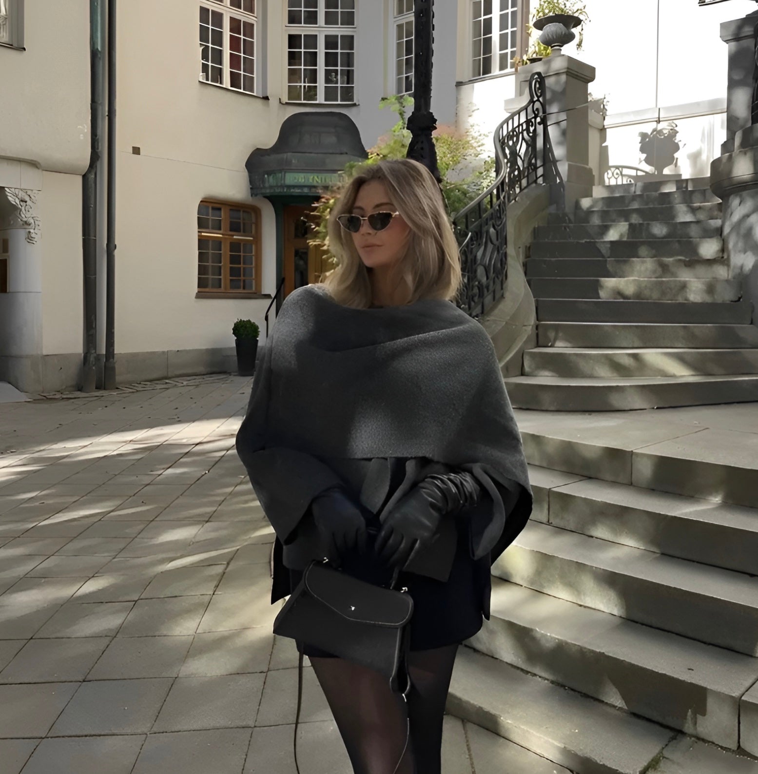 Emma Poncho Woman – Asymmetrical in Wool, Elegant & Ideal for Winter Warmth