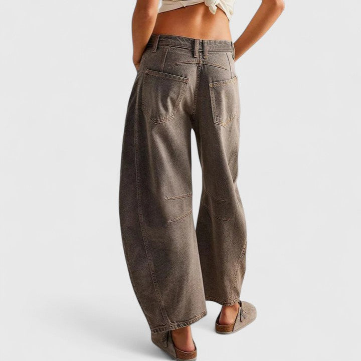 Relaxed Fit Women's Top – Flattering Silhouette & All-Day Comfort