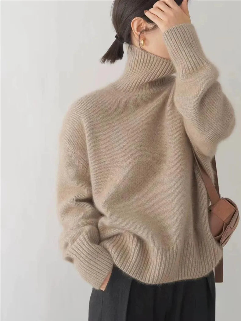 Lynn Pull Femme – Turtleneck in Soft Wool & Elegant for Chic Winter Look
