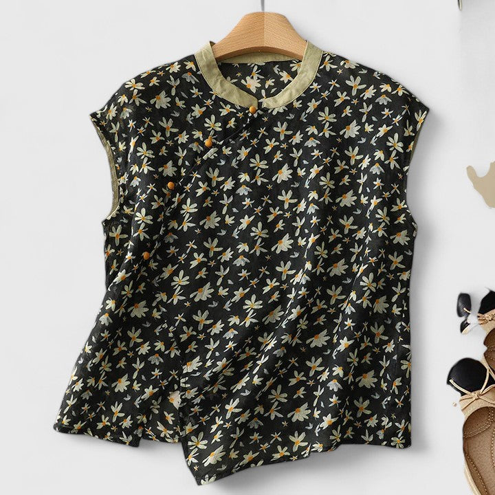 Women's Top – Breathable Fabric & Flattering Silhouette