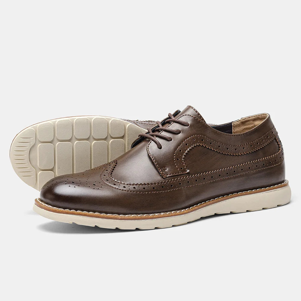 Men’s Classic Brogue Oxford Shoes – Formal Wingtip Design