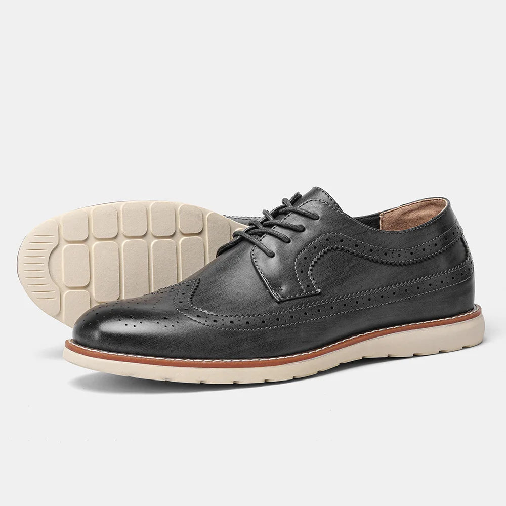 Men’s Classic Brogue Oxford Shoes – Formal Wingtip Design