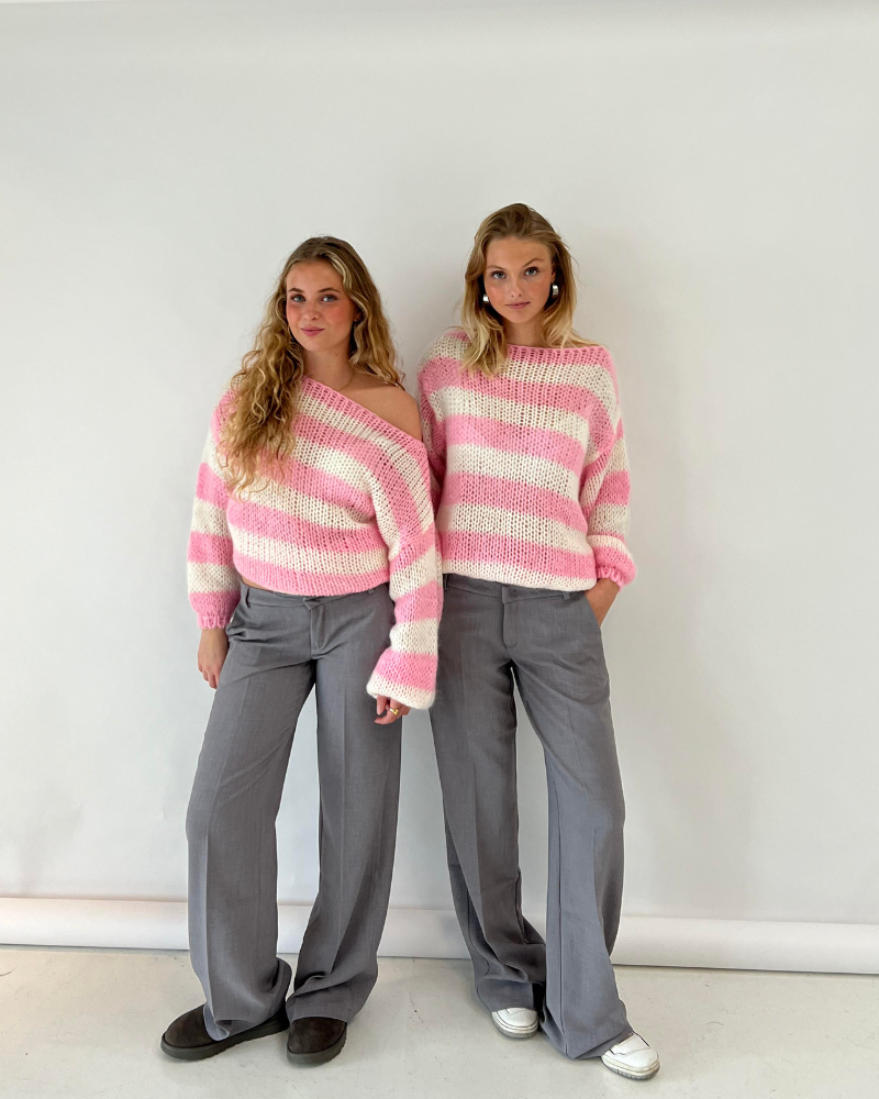 Louisa Sweater Women in Knit – Oversized Striped Sweater in Soft Material with Trendy Design