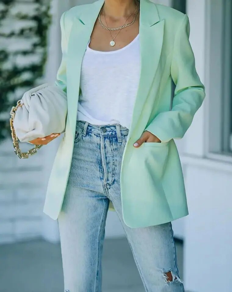 Raine Blazer Woman - Oversize Cut, Simple Buttoning, Notched Collar - Tailored Elegance for Office and Evenings