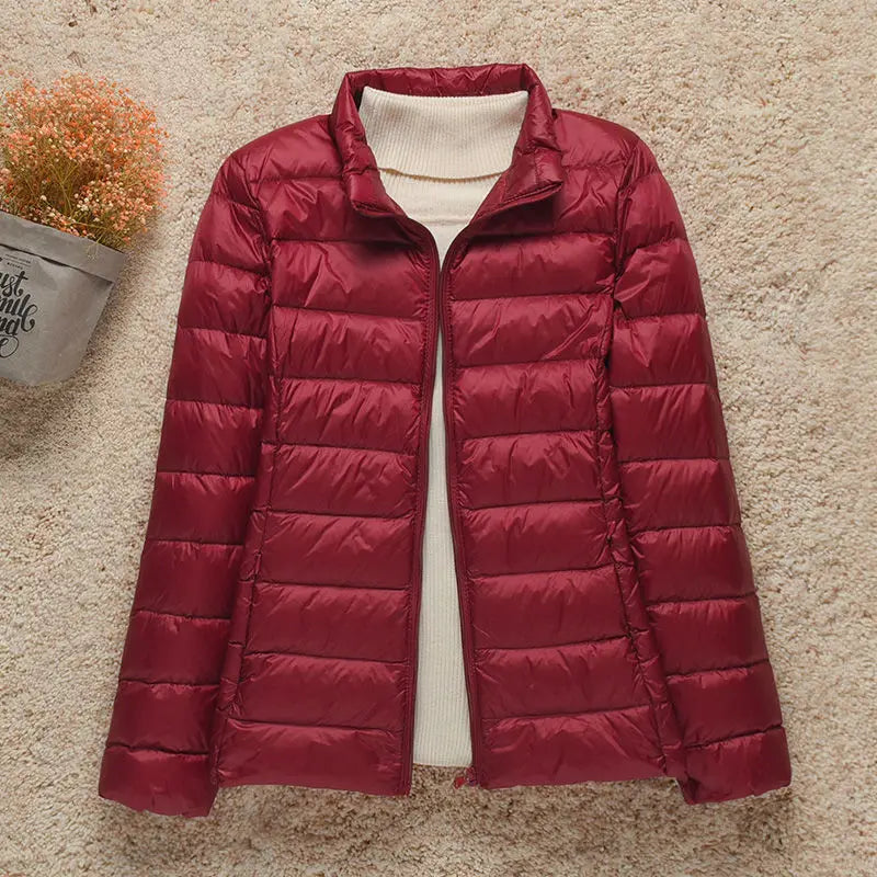 Daphne Mid-Season Jacket Women – Lightweight Down Jacket with Elegant Hood & Slim Fit