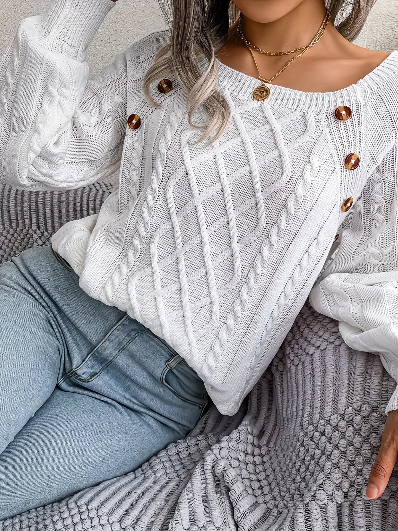 Anaiah Women's Winter Pullover with Buttons – Elegant, Comfortable & Breathable in Cotton Polyester