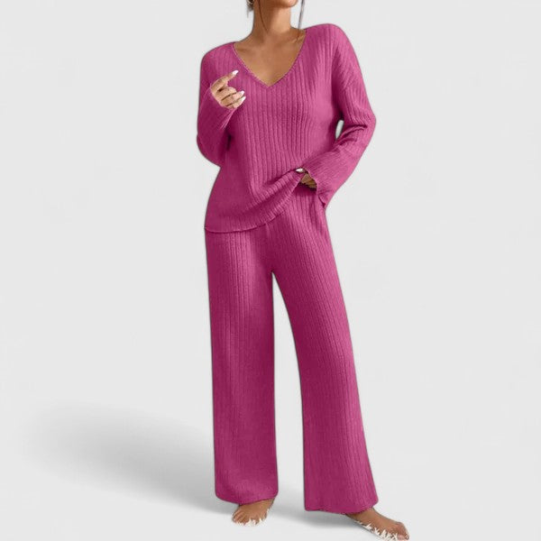 V-Neck Knit Women's Sweater – Lightweight Feel & Flattering Silhouette