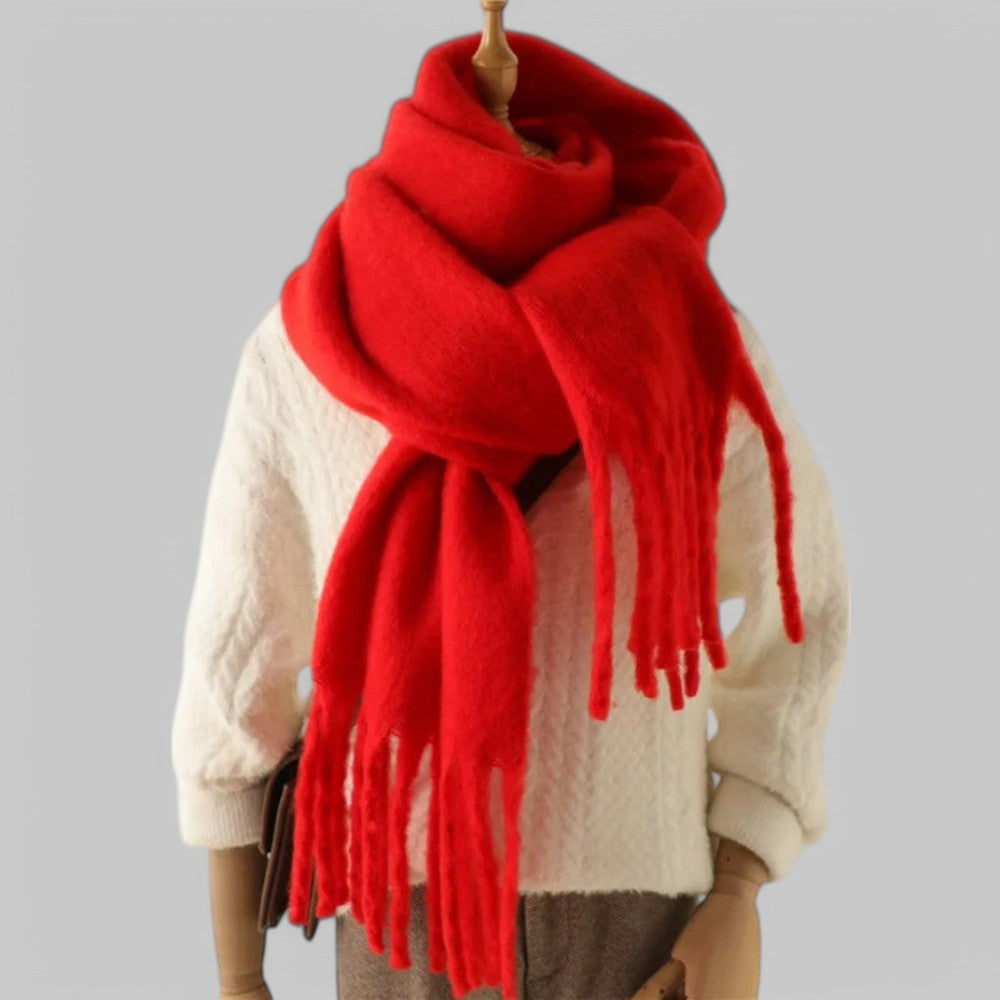 Soft Oversized Scarf – Classic Winter Wrap with Fringed Ends
