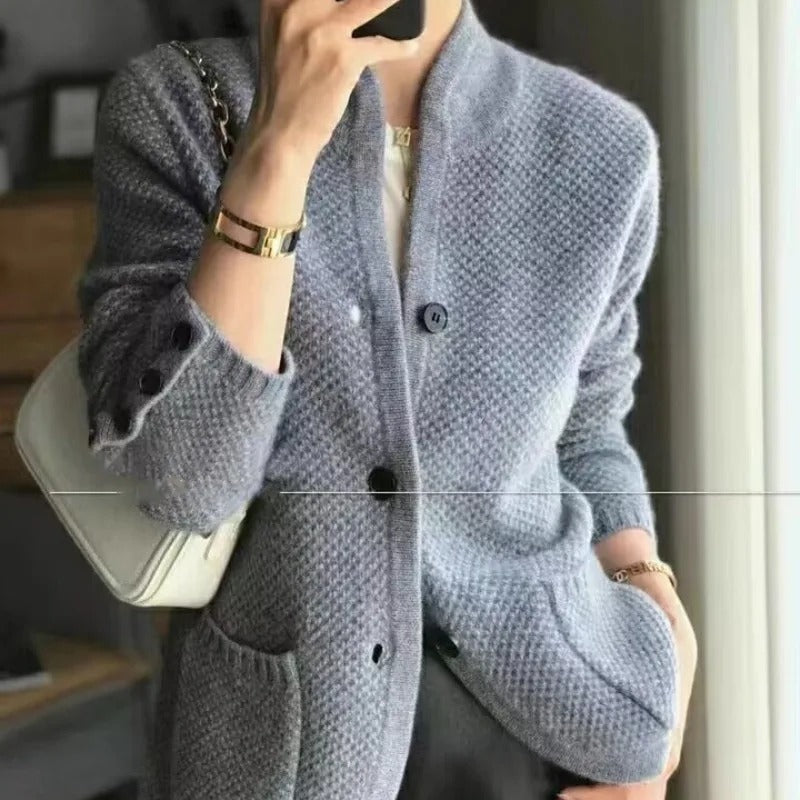 Sloane Women's Knit Jacket – Structured Fit, Chic Style & Mid-Season Comfort