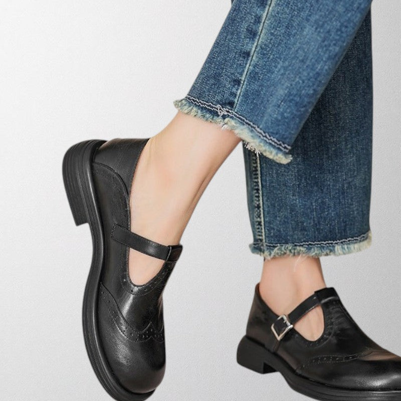 Women’s Buckle Strap Brogue Shoes – Classic Round-Toe Flats for Everyday & Office Wear