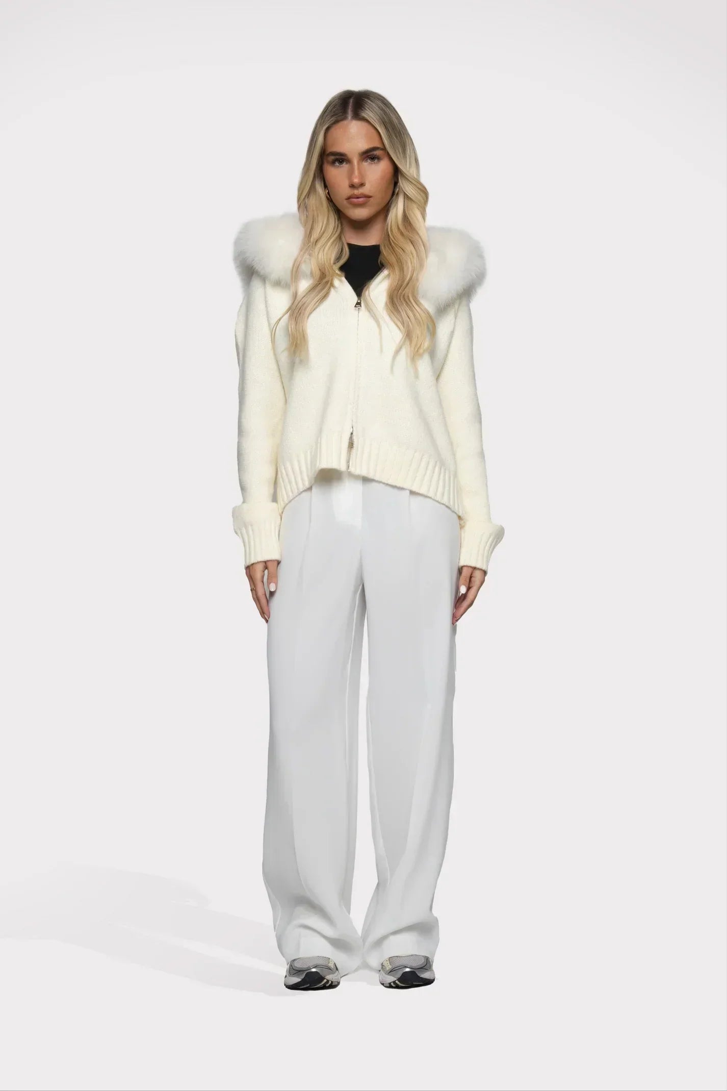 Janelle Women's Jacket – Elegant Wool Jacket with Fur-Lined Hood
