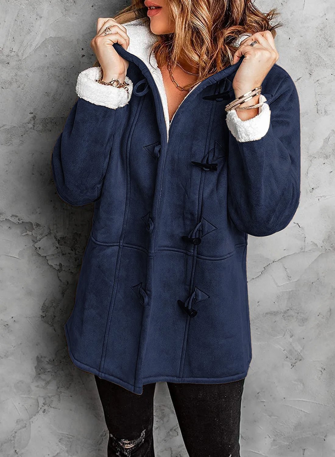 Kiara Women's Suede Coat – Elegant Warm and Comfortable Hooded Coat for Winter