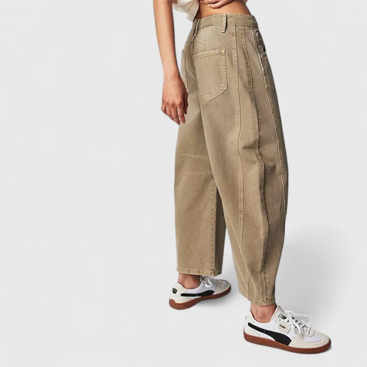 Relaxed Fit Women's Top – Flattering Silhouette & All-Day Comfort