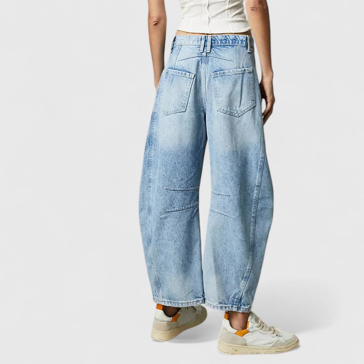 Relaxed Fit Women's Top – Flattering Silhouette & All-Day Comfort