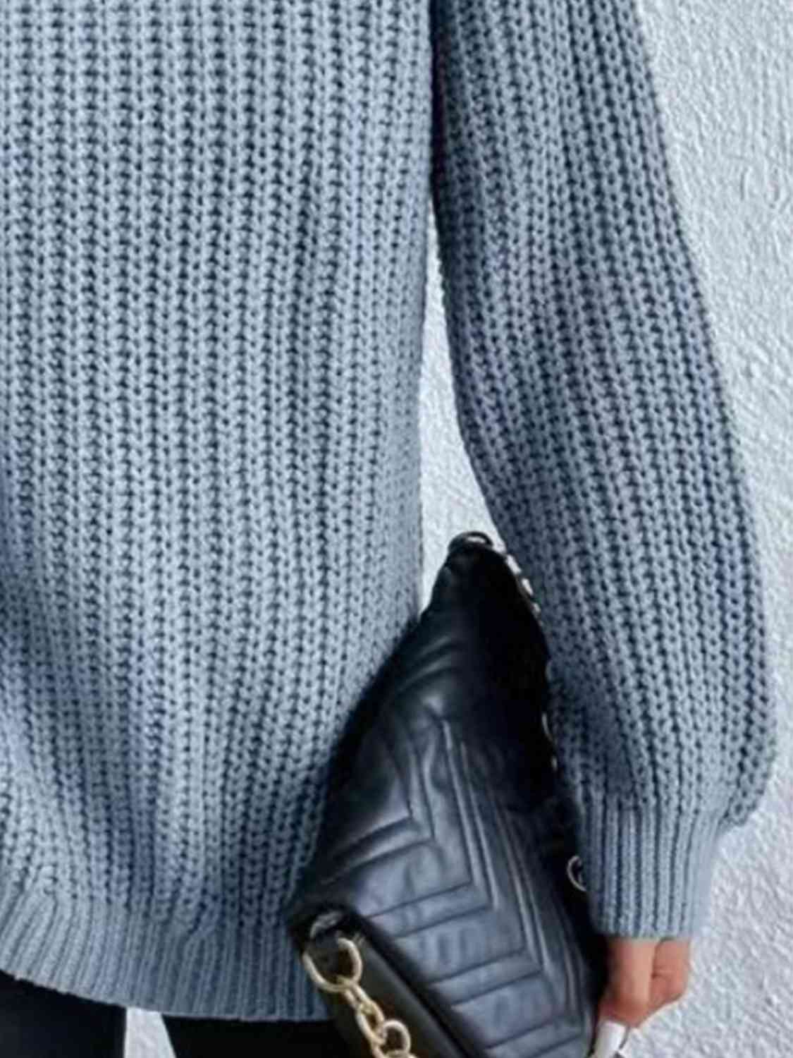 Angela Pull Woman – Ribbed Turtleneck Sweater with Chic Side Slit for Elegant Autumn/Winter