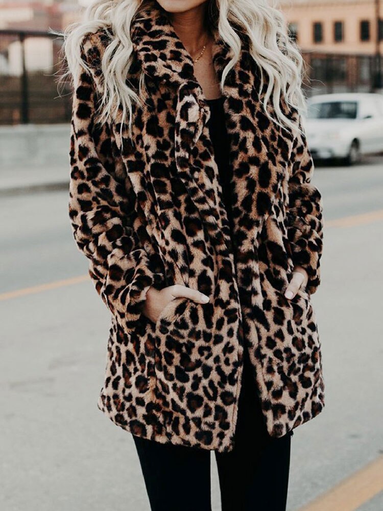 Fresia Winter Jacket Women – Leopard Pattern, Oversize Collar & Warm Lining
