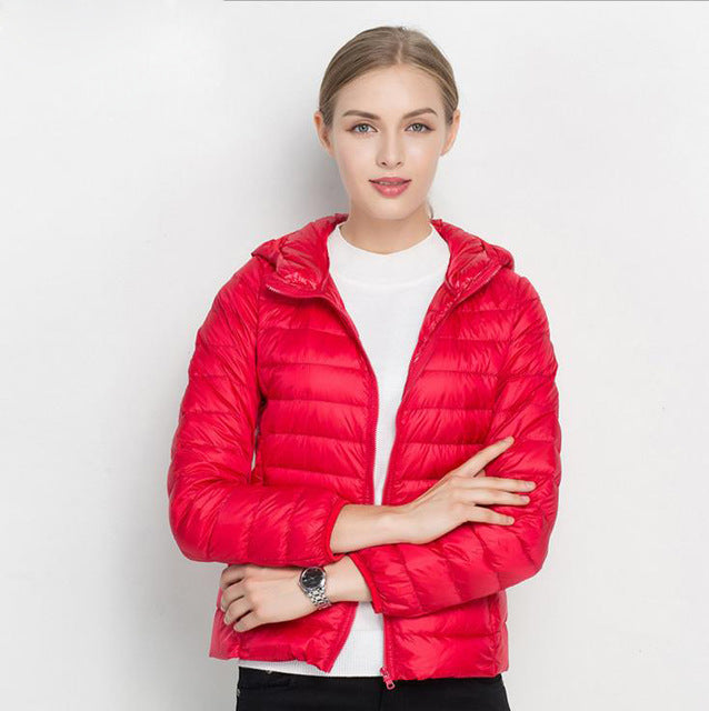 Autumn Lightweight Women's Down Jacket – Mid-Season Jacket with Hood & Daily Comfort
