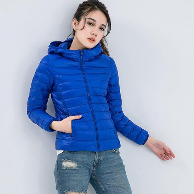 Autumn Lightweight Women's Down Jacket – Mid-Season Jacket with Hood & Daily Comfort