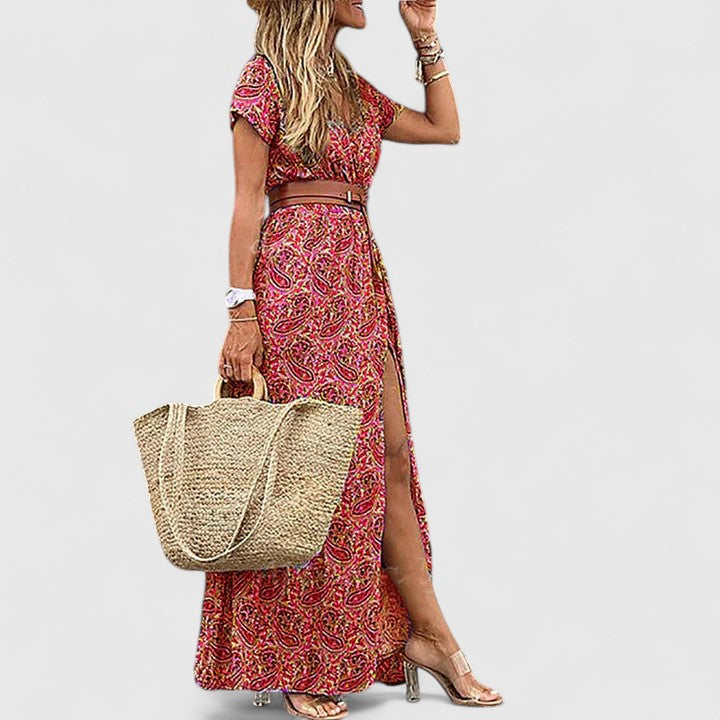Boho Summer Maxi Dress – Flattering Silhouette & Waist-Defining Fit