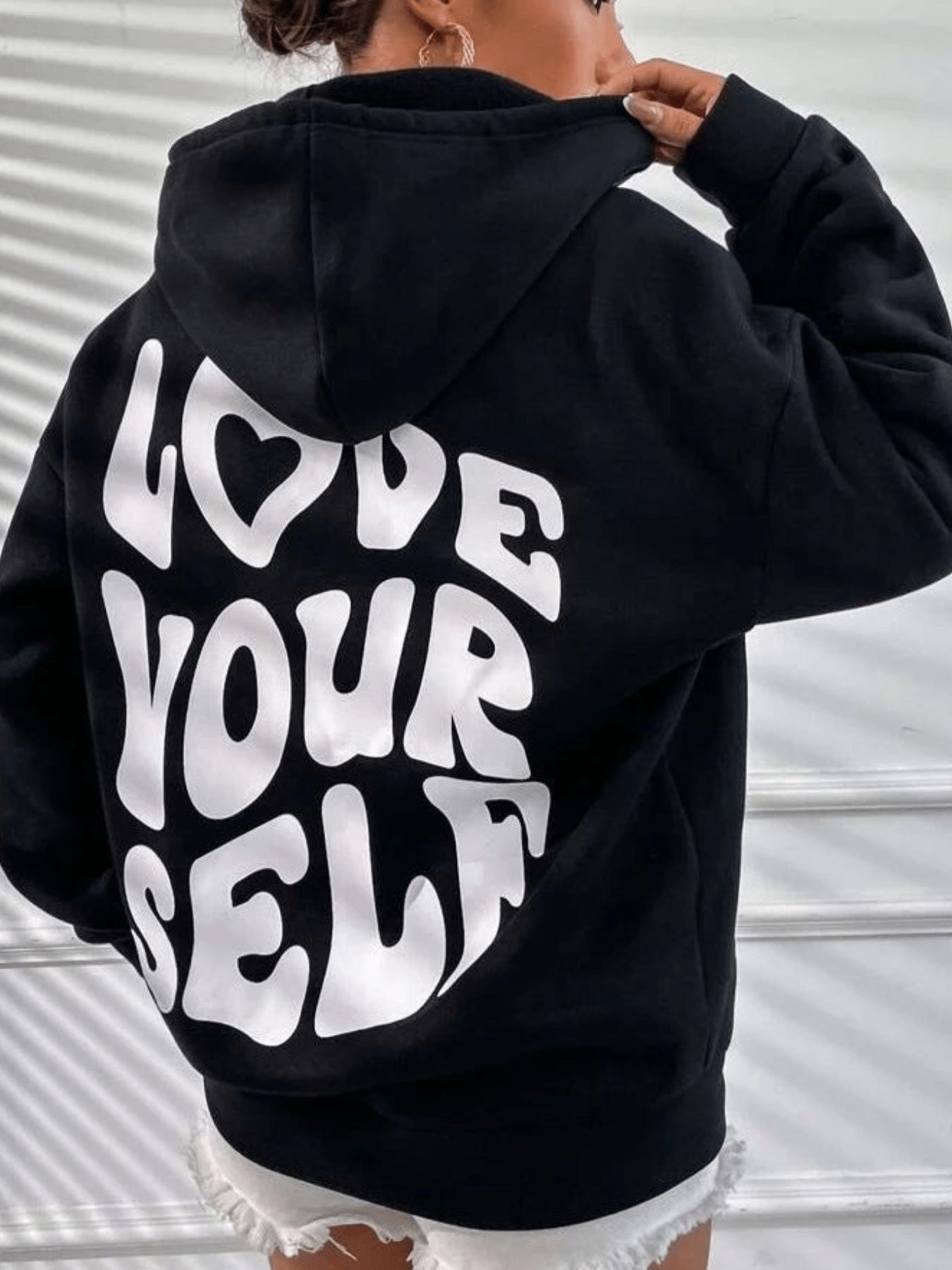 Joceline Hoodie Women – Soft oversized hoodie with modern and casual cut