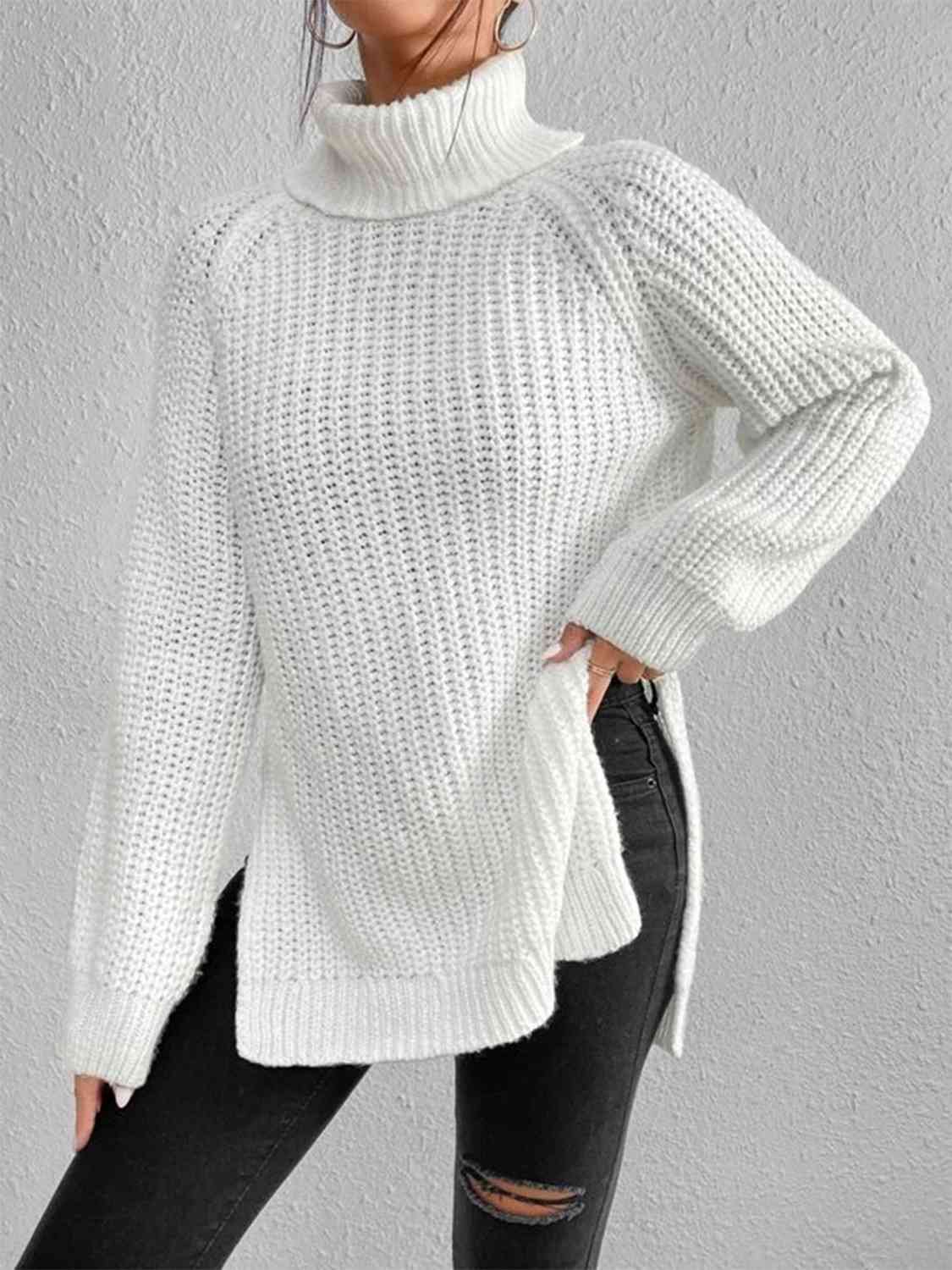 Angela Pull Woman – Ribbed Turtleneck Sweater with Chic Side Slit for Elegant Autumn/Winter