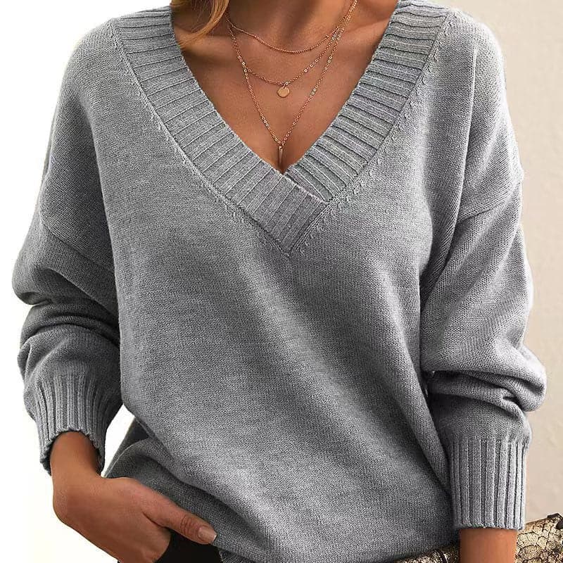Adrianna Pull Woman – Classic Round Neck & Soft Comfortable Knit