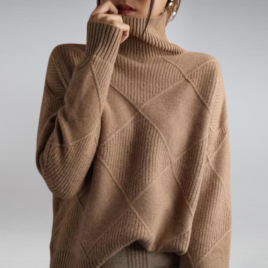 Penelope Pull Femme – Elegant & Soft Turtleneck Cashmere Sweater for Winter Comfort