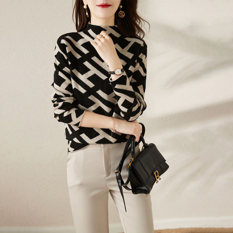 Maeve Knit Sweater Black and White for Women – Soft and Elegant Sweater with Modern and Feminine Cut