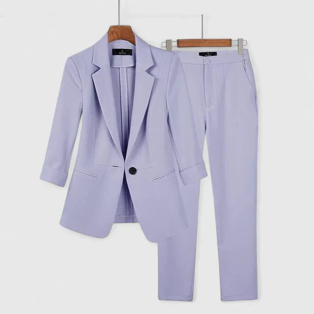 Fitted Tailored Blazer – Timeless Flattering Fit