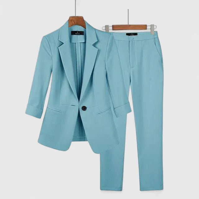 Fitted Tailored Blazer – Timeless Flattering Fit