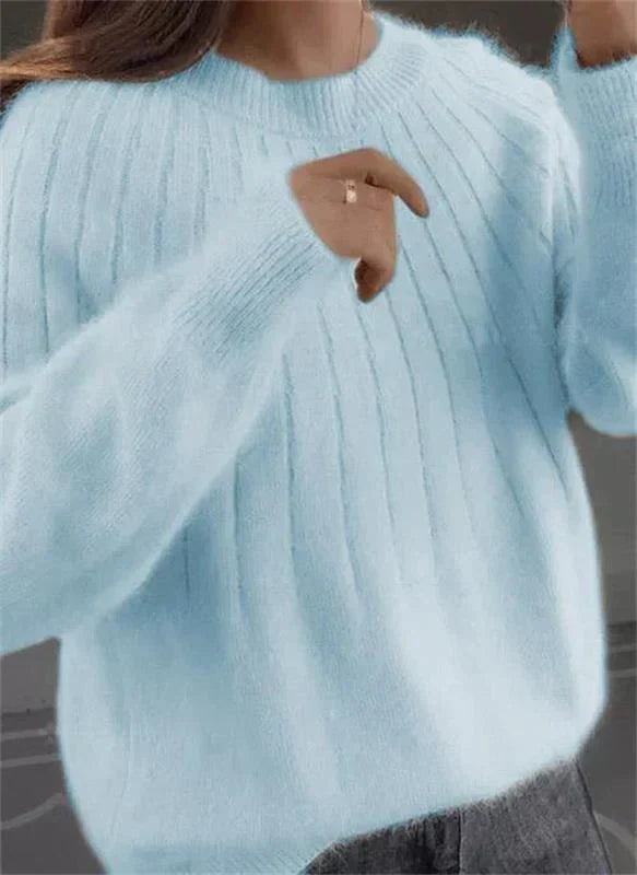 Phoebe Cashmere Sweater for Women – Soft and Luxurious Sweater with Classic Fit for Autumn and Winter
