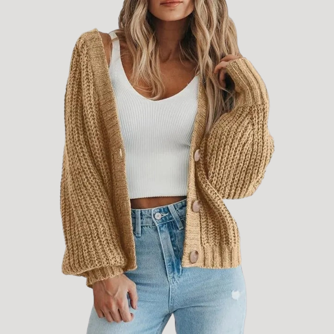 Women's chunky knit button up cropped cardigan