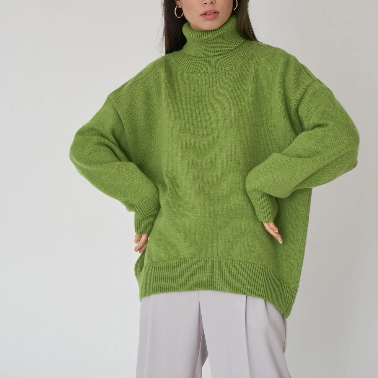 Elise Oversized Turtleneck Sweater for Women – Soft and Warm Knit Sweater with Timeless Style