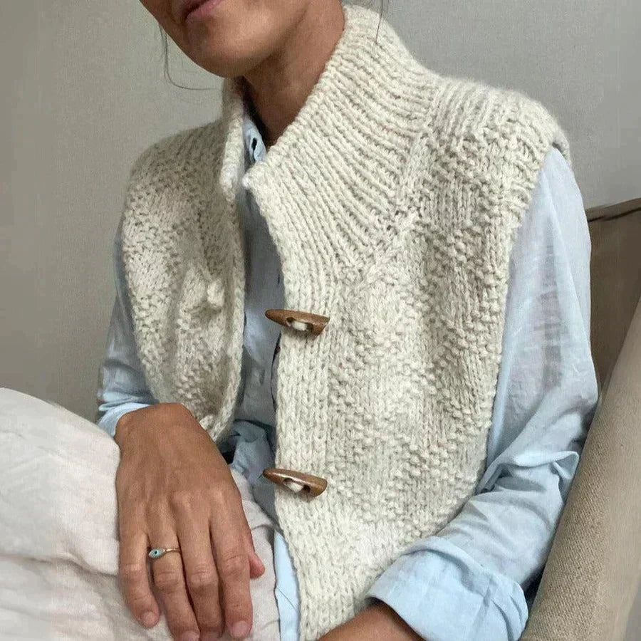 Emma Women's Buttoned Vest – Elegant Cardigan in Soft Cotton with Modern Chic Style