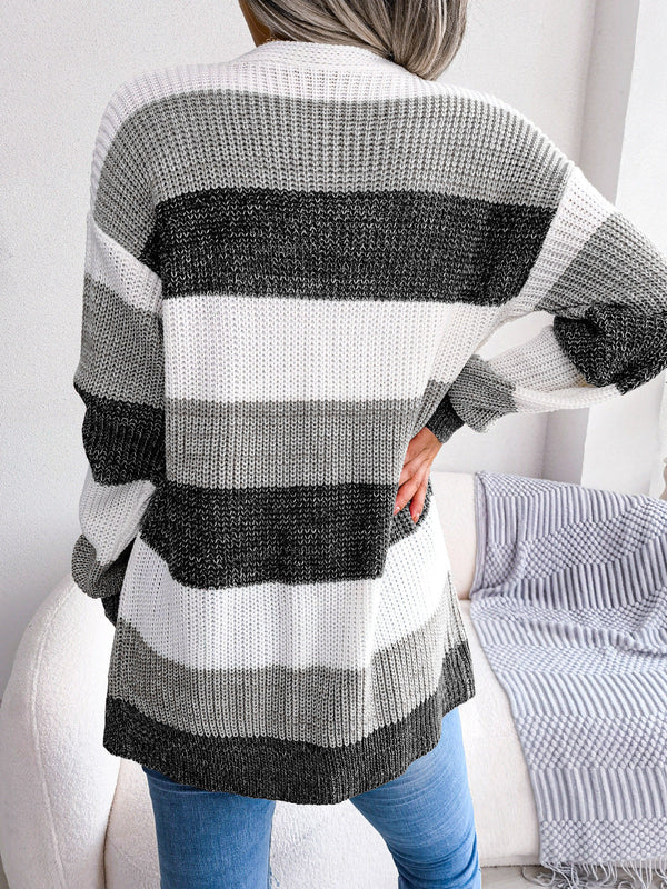 Alianna Cardigan Femme – Elegant Plaid Cardigan with Chic Lantern Sleeves