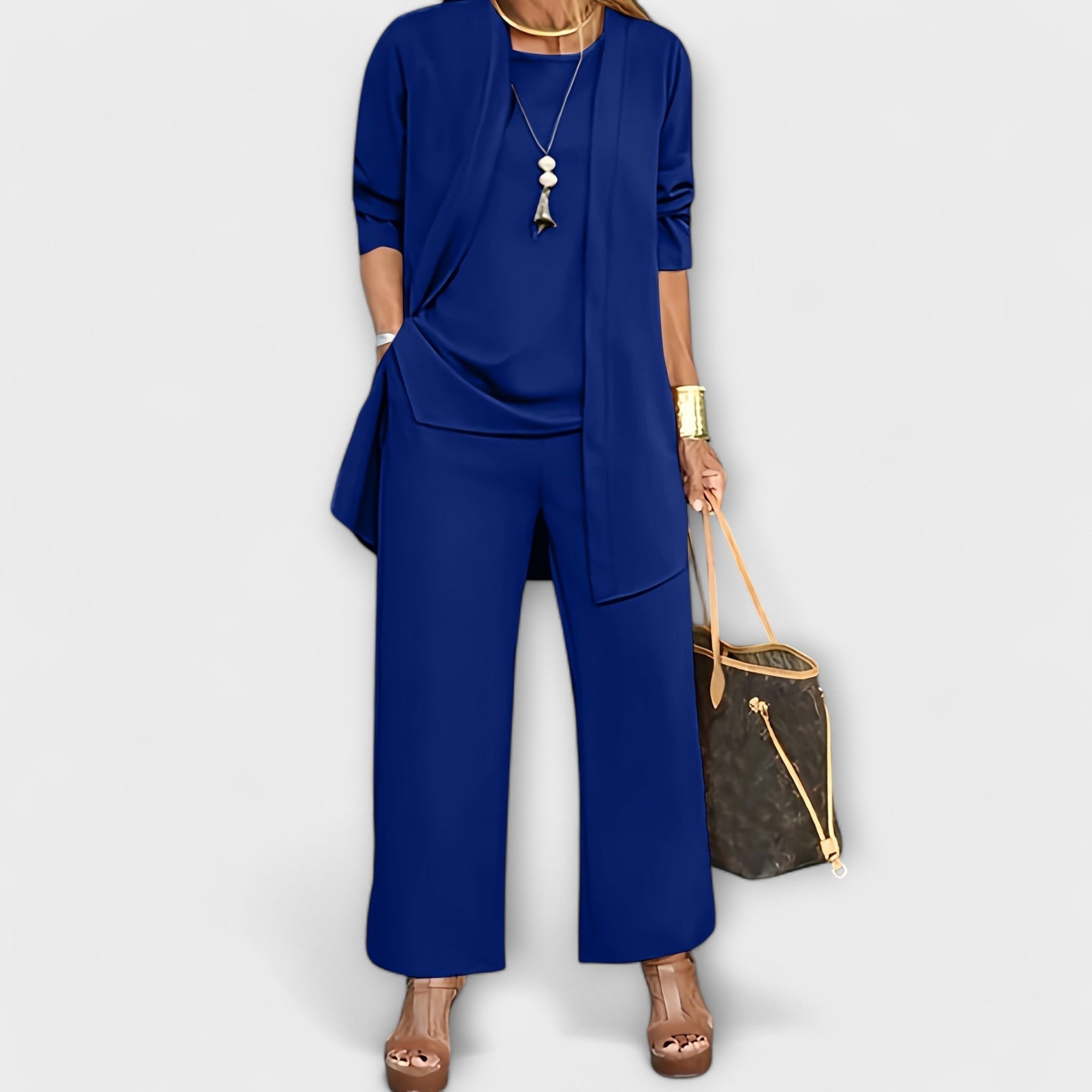 Relaxed Fit Knit Cardigan – Timeless Flattering Fit