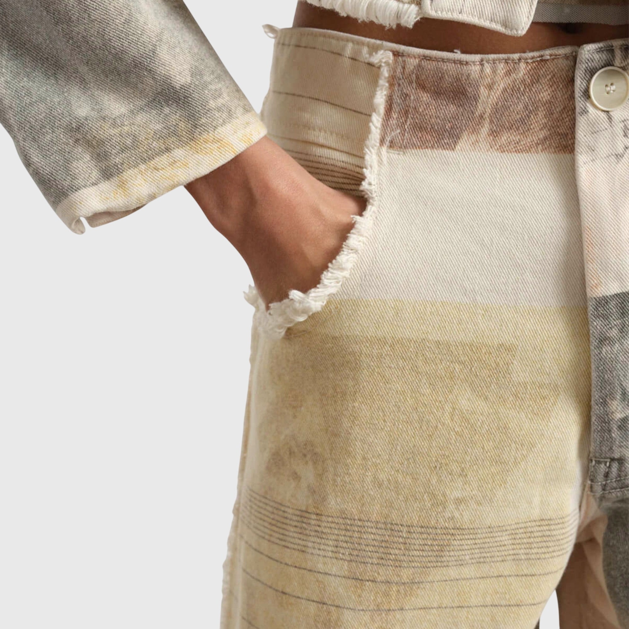 Knit Women's Top – Waist-Defining Fit