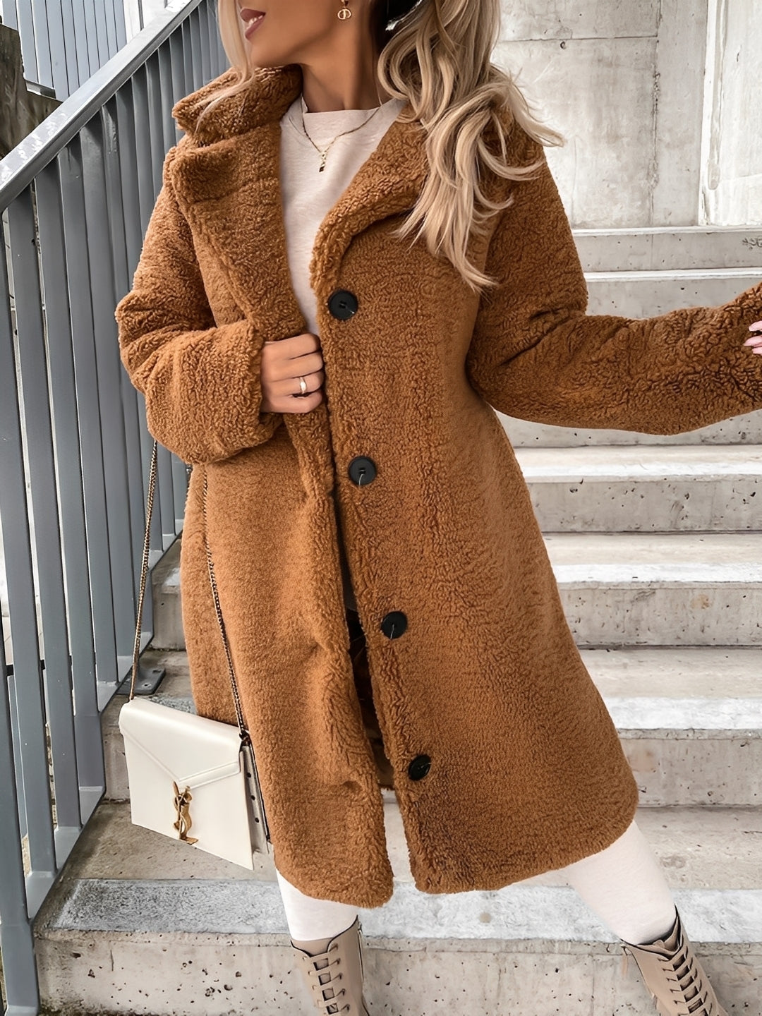 Olive – Women's Fleece Jacket – Soft and Warm Winter Coat with Modern and Feminine Cut