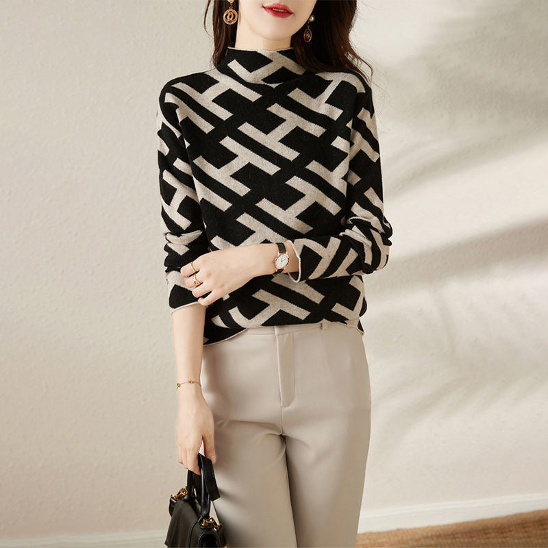 Maeve Knit Sweater Black and White for Women – Soft and Elegant Sweater with Modern and Feminine Cut