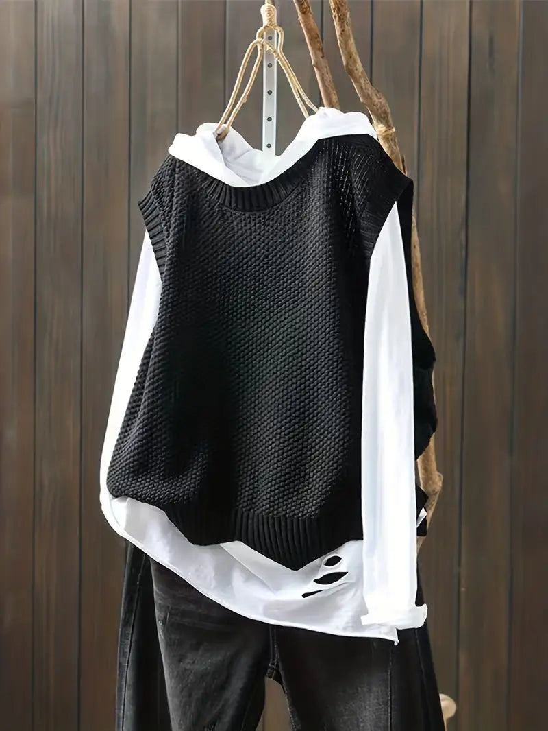 Vanya Sleeveless Sweater Woman – Comfortable Straight Cut & Classic Round Neck