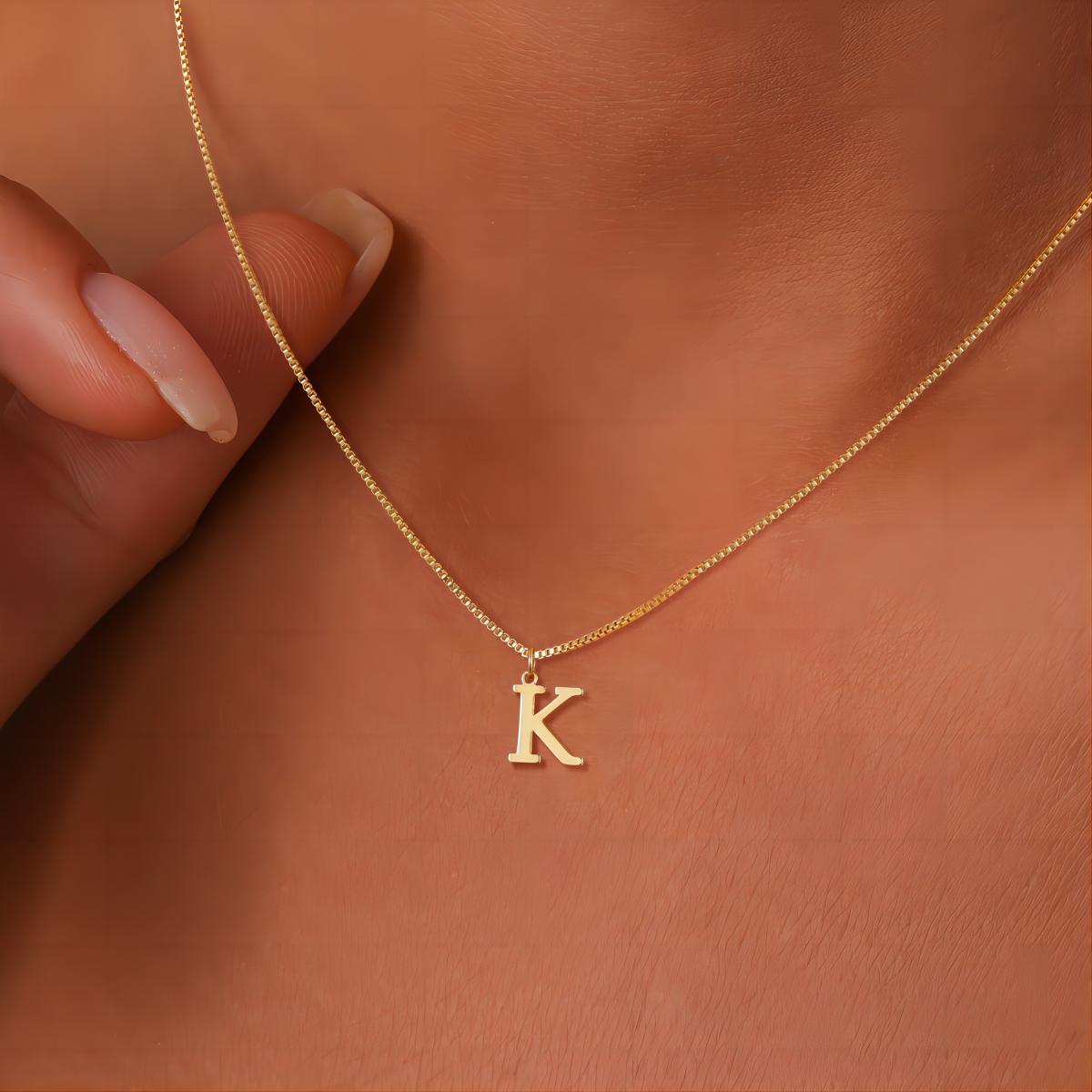 Clara | Initials Necklace in 18K Gold