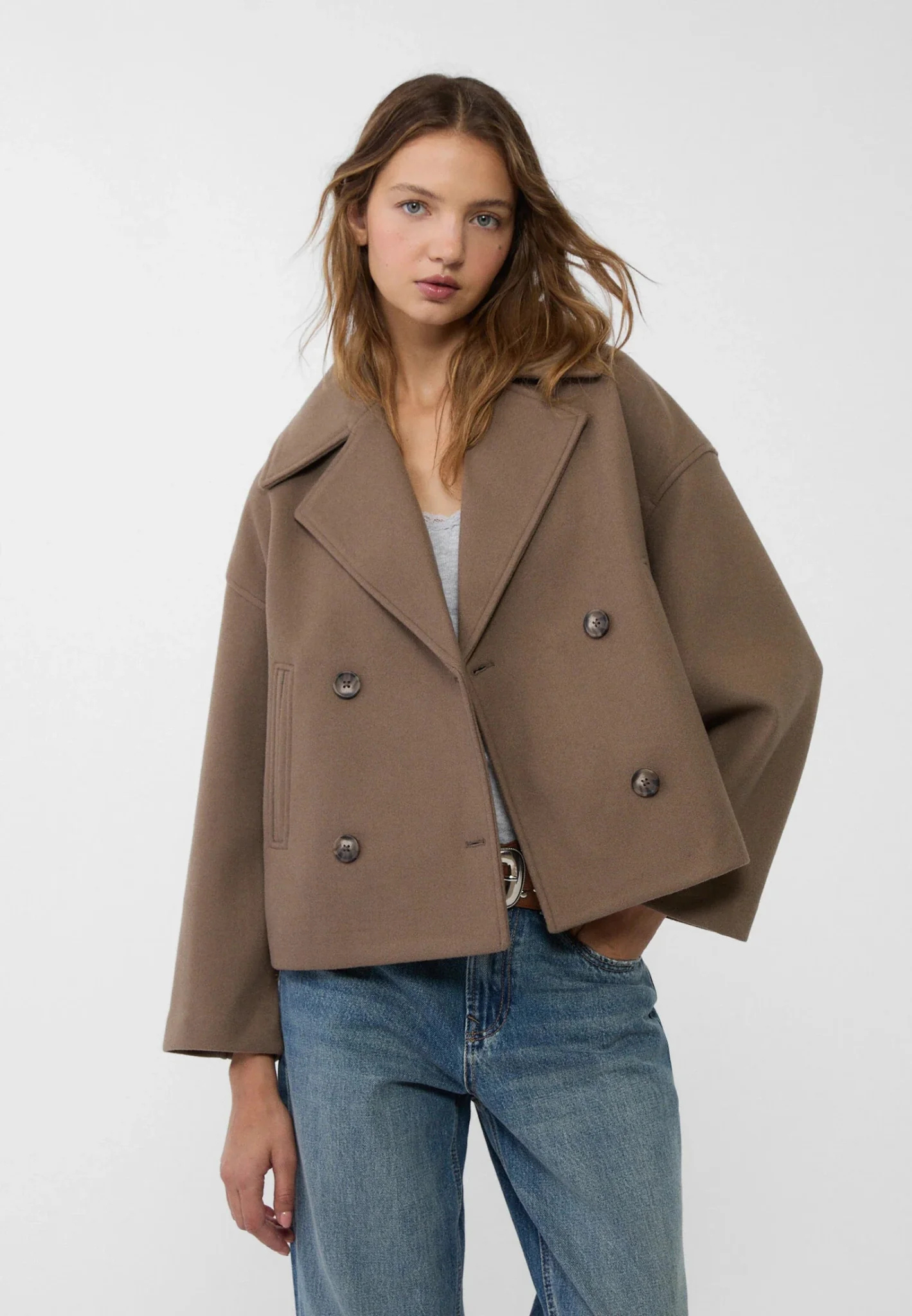 Eloise Cropped Jacket Woman – Elegant Tailored Cut with Pointed Lapels & Double-Breasted Closure